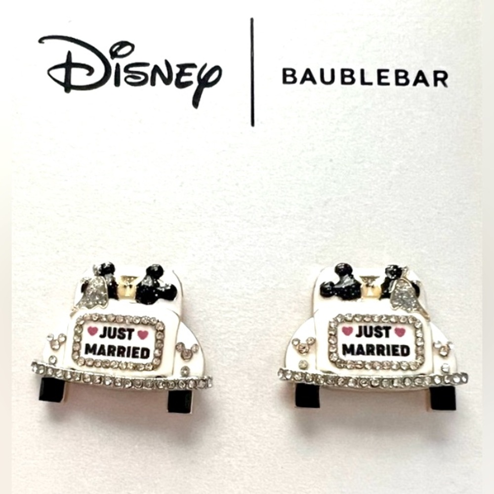 NWT ⚜️🤍⚜️ Disney BaubleBar Just Married Mickey & Minnie Earrings - Picture 5 of 6